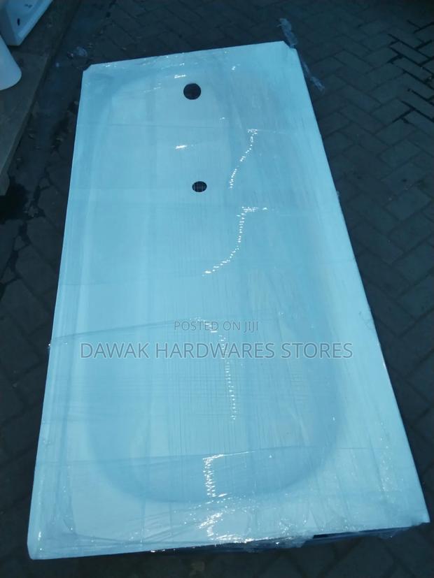 Steel Rectangular Built-in Bathtub - thumbnail 3