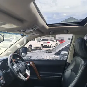 Toyota Land Cruiser Prado 2016 Blue