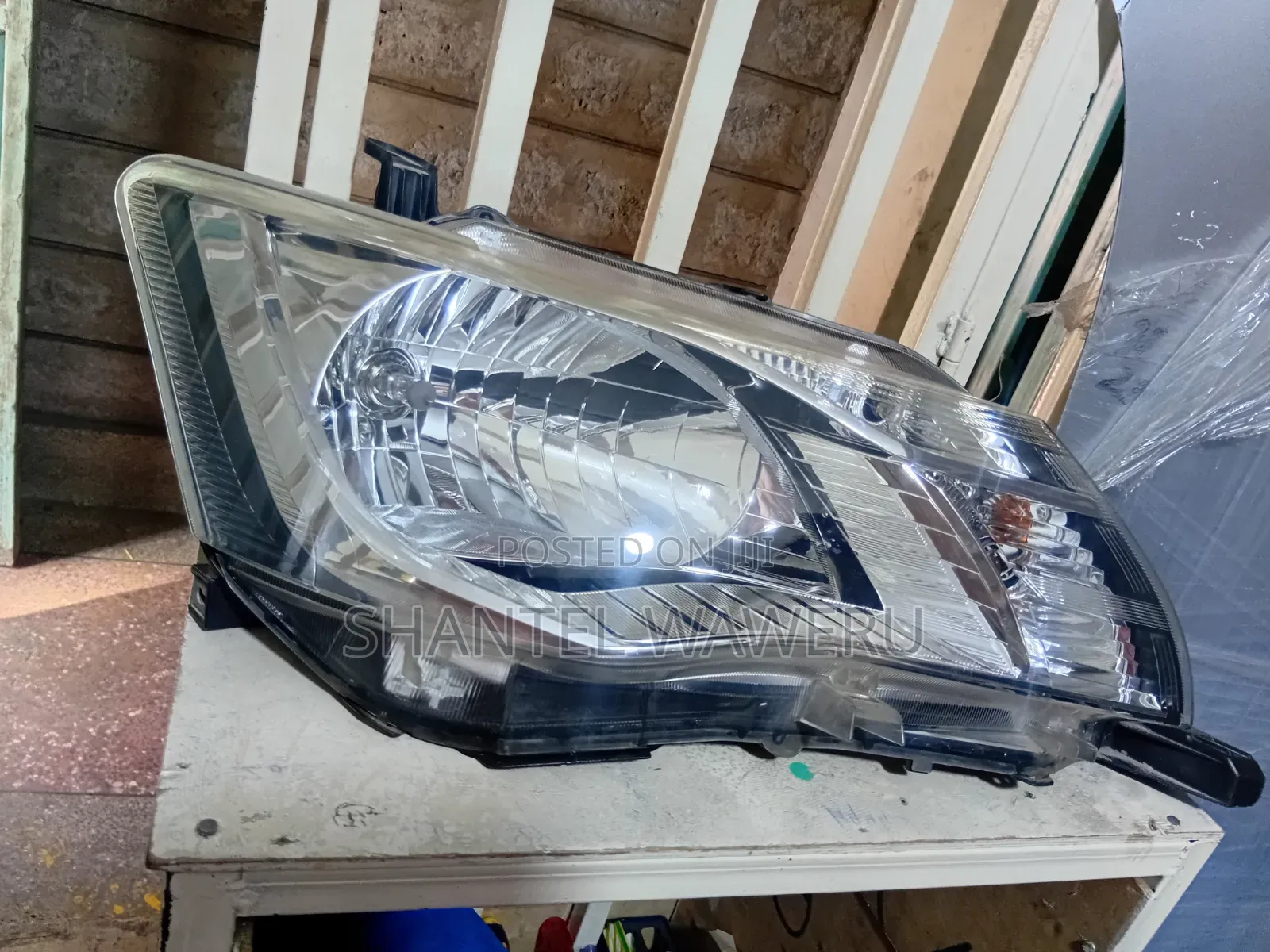 Axio 161 Headlight