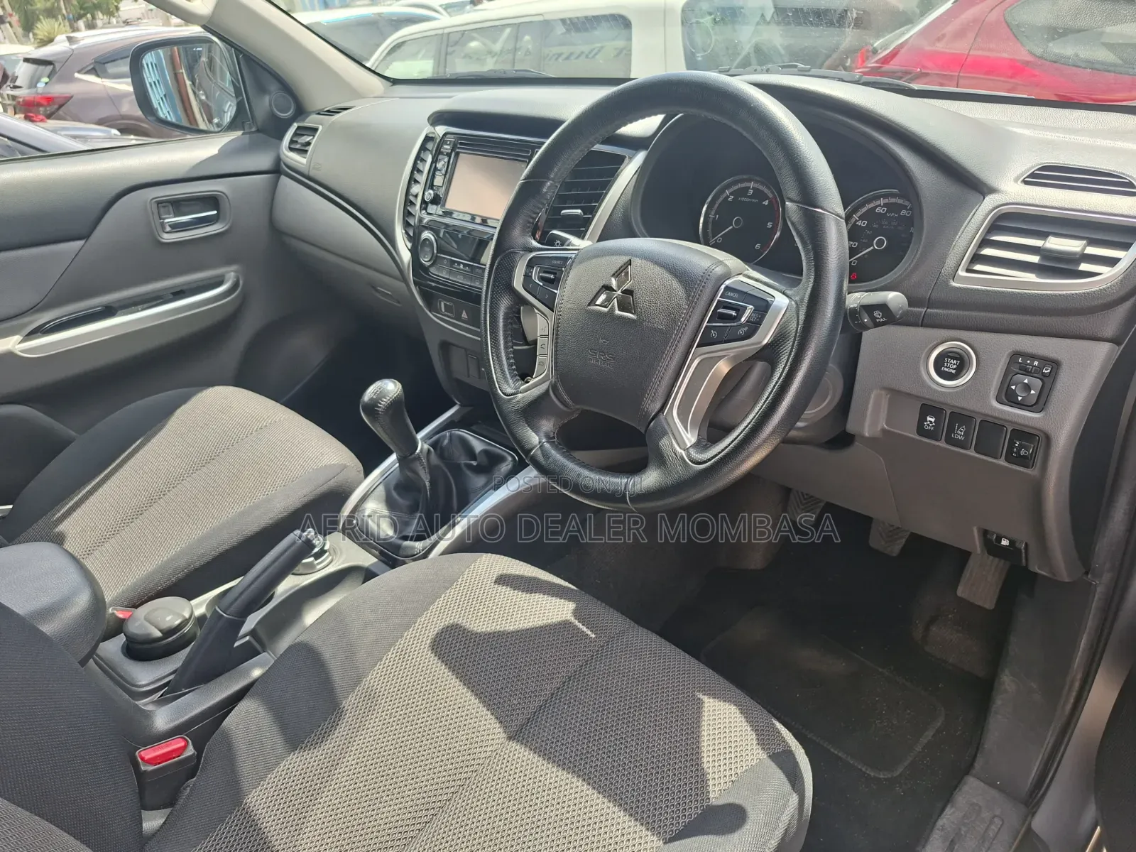 Mitsubishi L200 Double Cab 2.4 181hp 4WD 2018 Gray