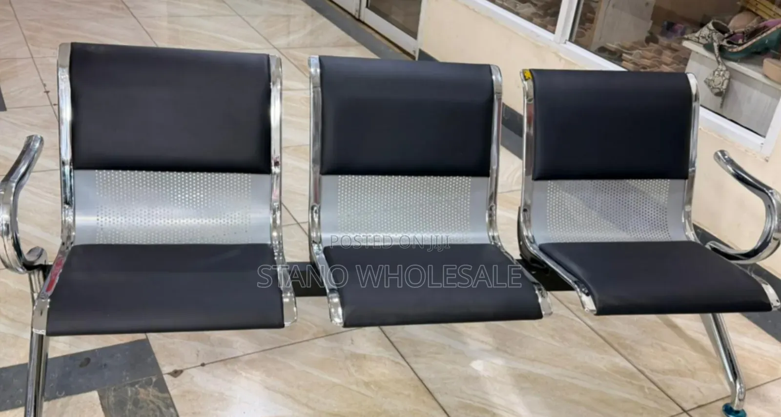 Black Waiting Bench