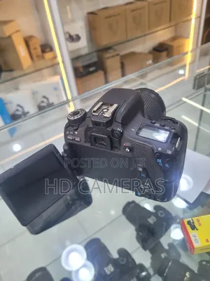 CANON EOS 760D / Rebel T6s