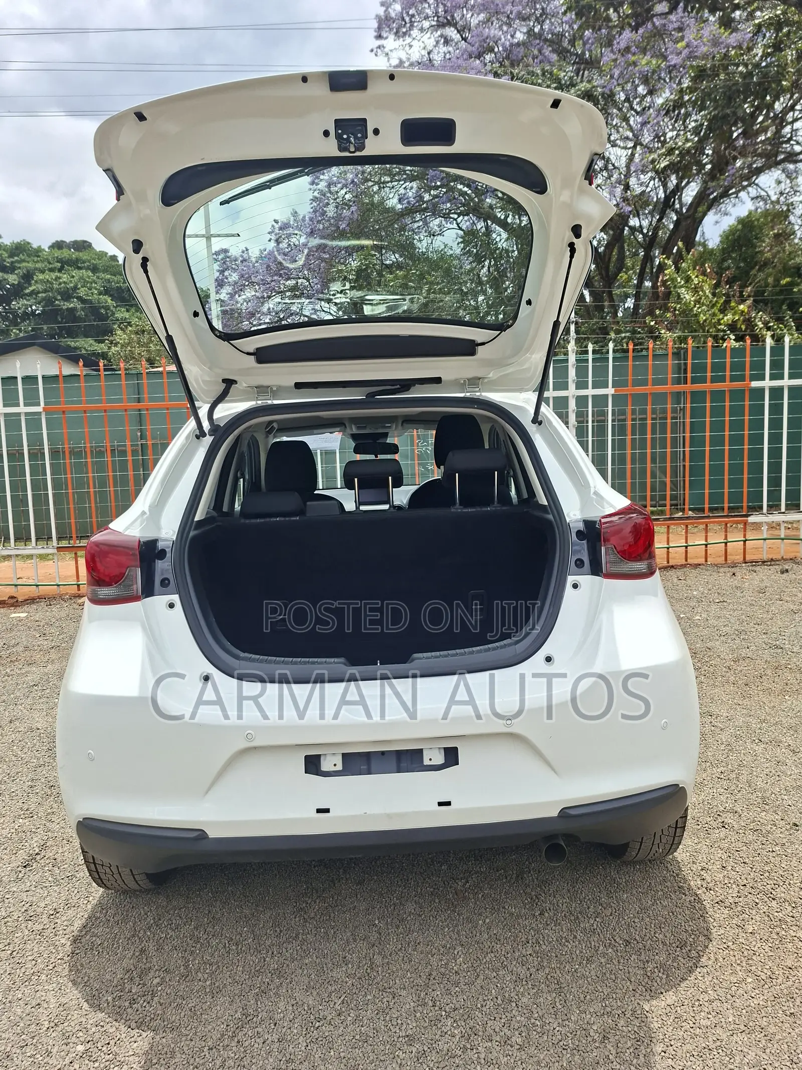 Mazda 2 2020 Pearl