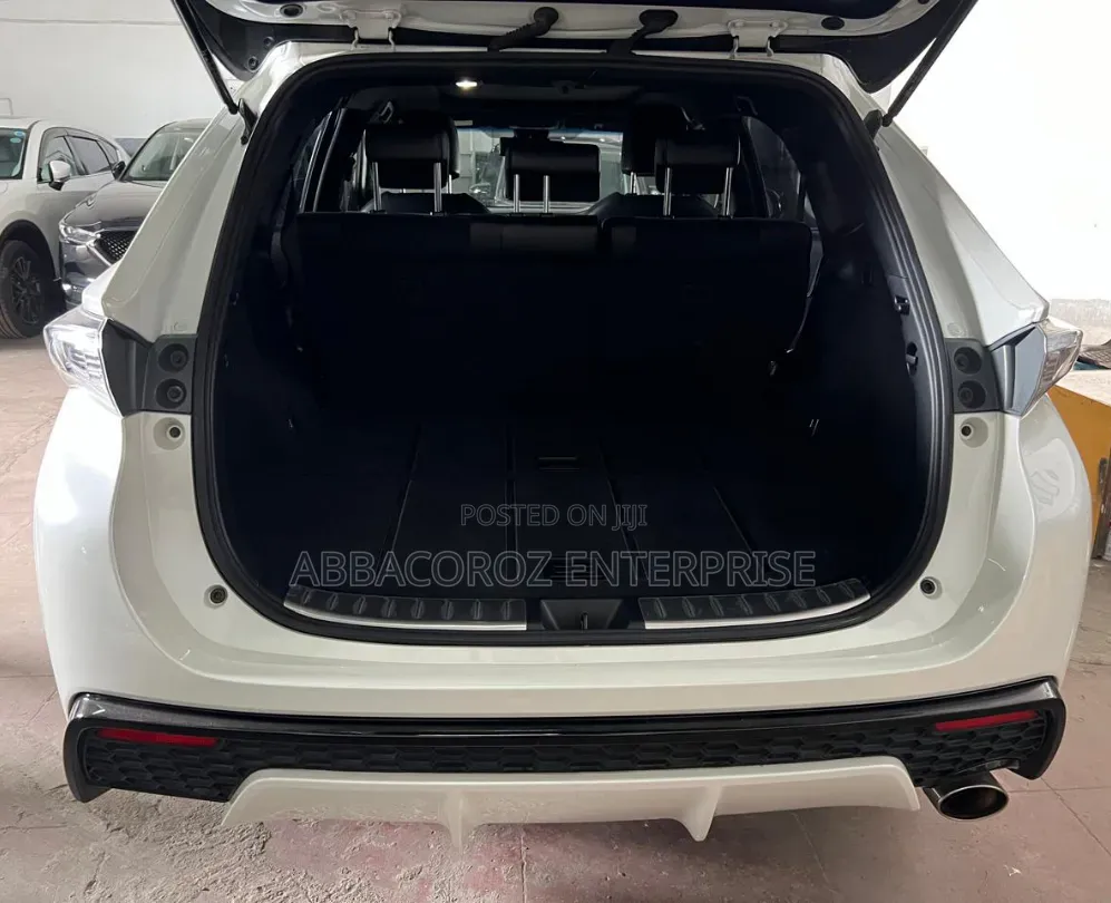 Toyota Harrier 2019 White