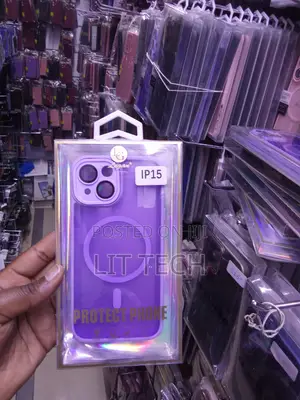 Lavender Translucent MagSafe Case With Lense Protector for iPhone 15