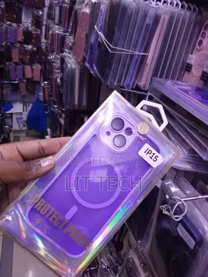 Lavender Translucent MagSafe Case With Lense Protector for iPhone 15