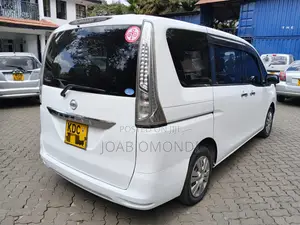 Nissan Serena 2014 White