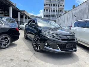 Toyota Harrier 2019 Black