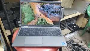 Laptop Dell Precision 3561 8GB Intel Core i5 SSD 256GB