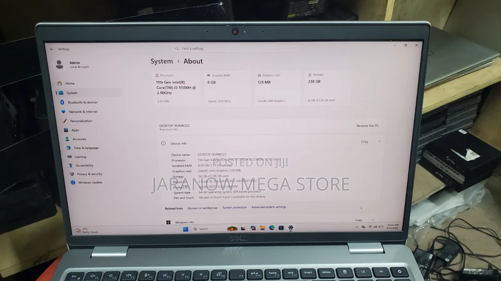 Laptop Dell Precision 3561 8GB Intel Core i5 SSD 256GB