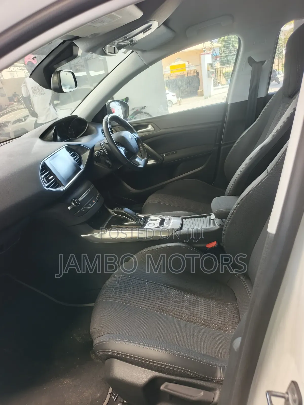 Peugeot 308 2019 White