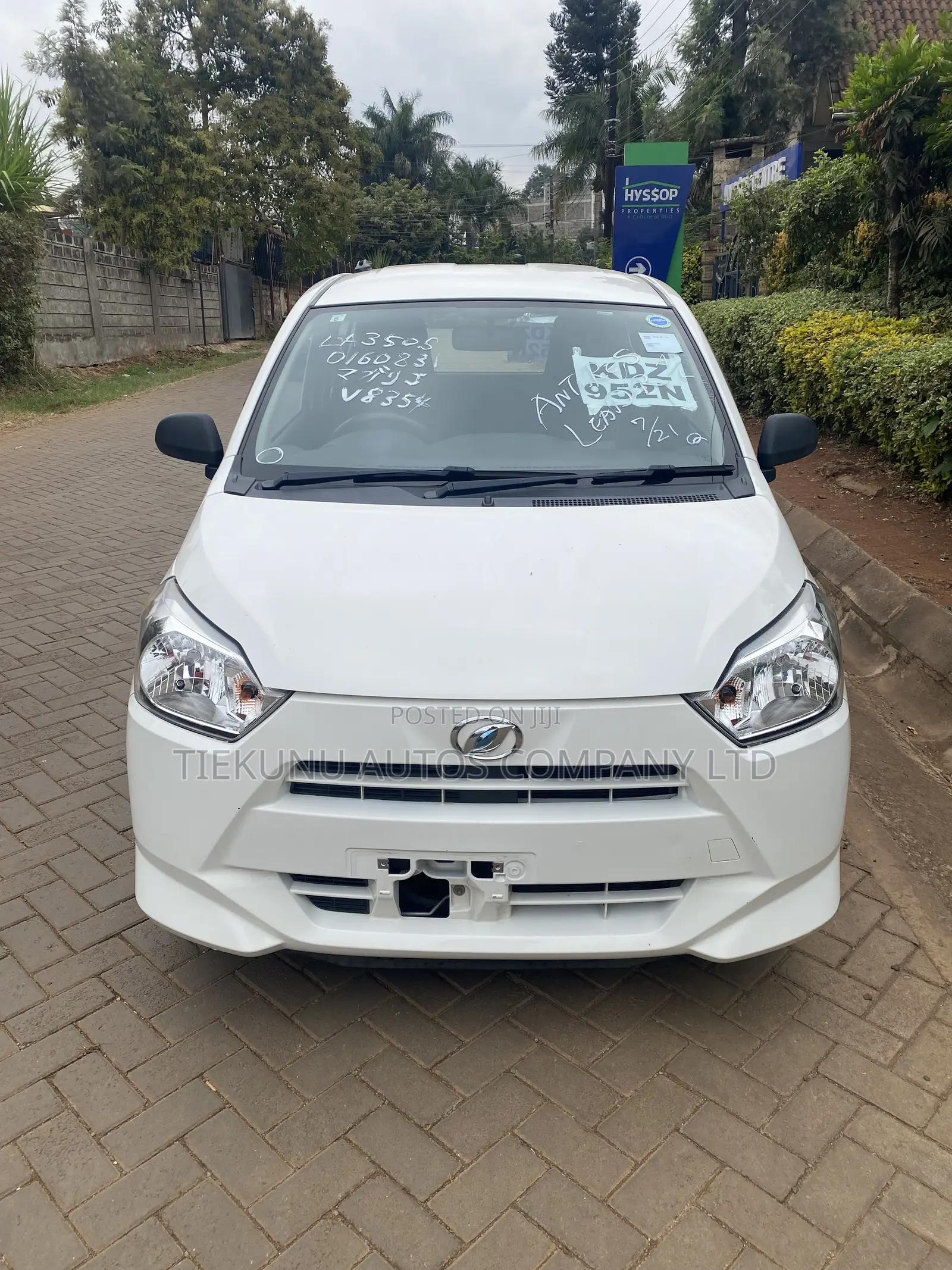 Daihatsu Mira 2019 White