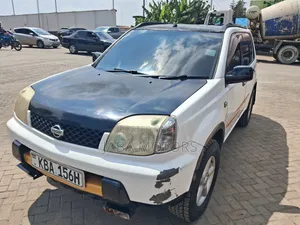 Nissan X-Trail 2000 White