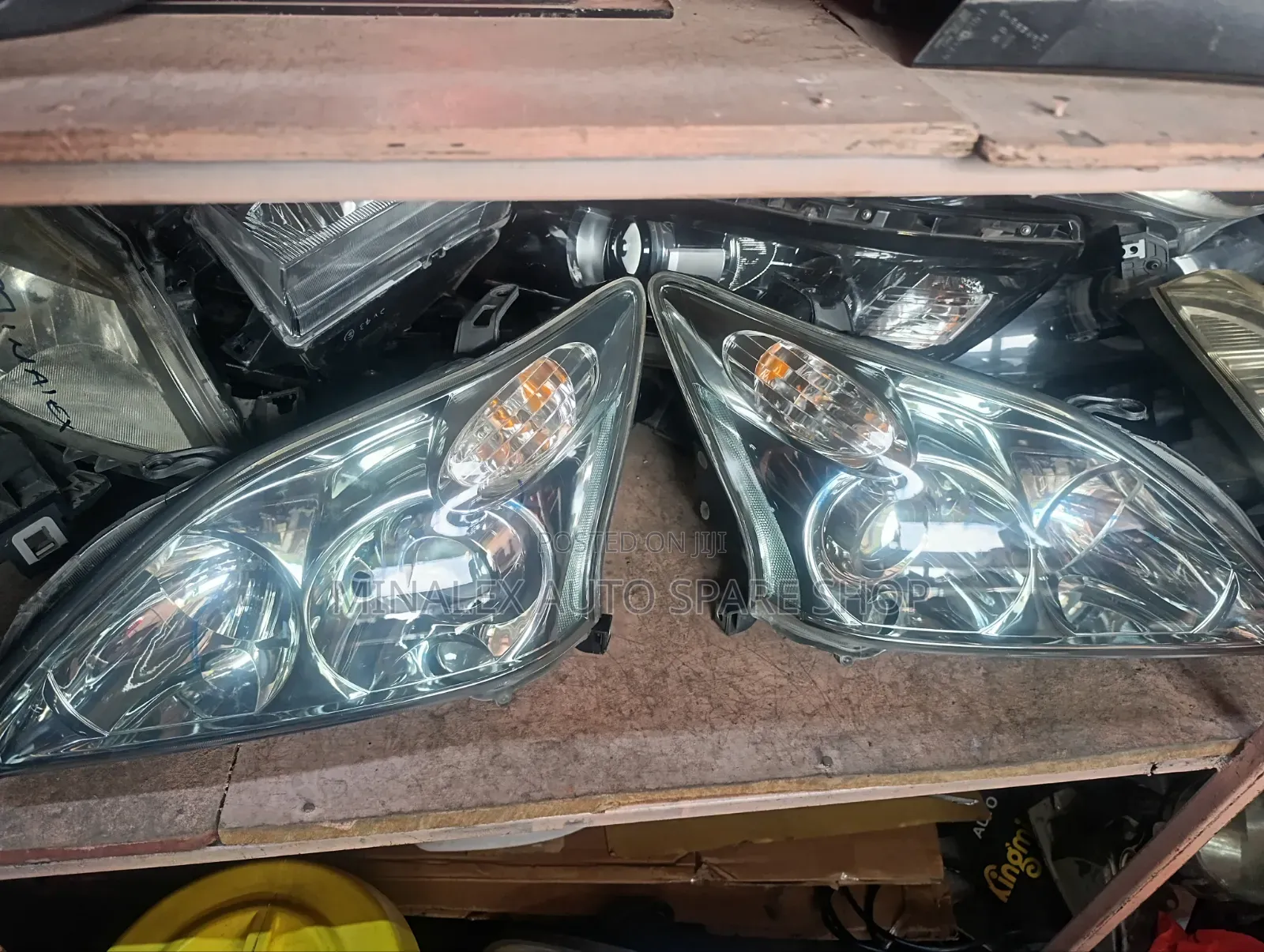 Harrier Headlight 240 Model Number 4 Complete Zenon Type