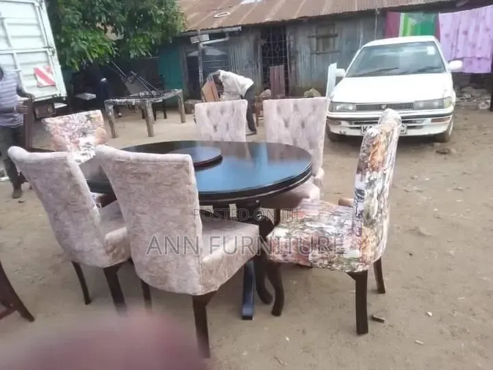 Dinning Table 6seater Yollew and Gray