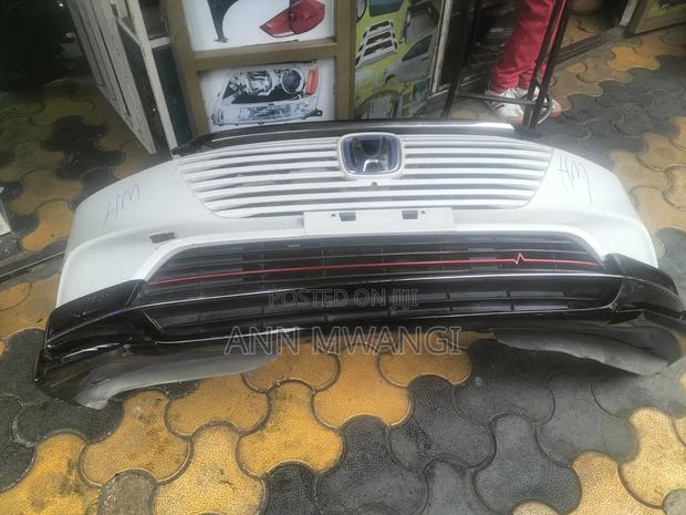 Vezel 2020 Front Bumper - thumbnail 2