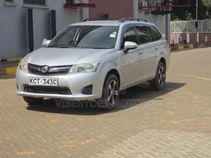 Toyota Corolla Fielder 2013 Silver