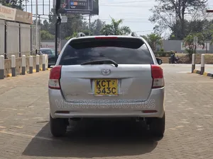Toyota Corolla Fielder 2013 Silver