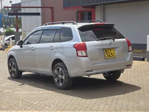 Toyota Corolla Fielder 2013 Silver