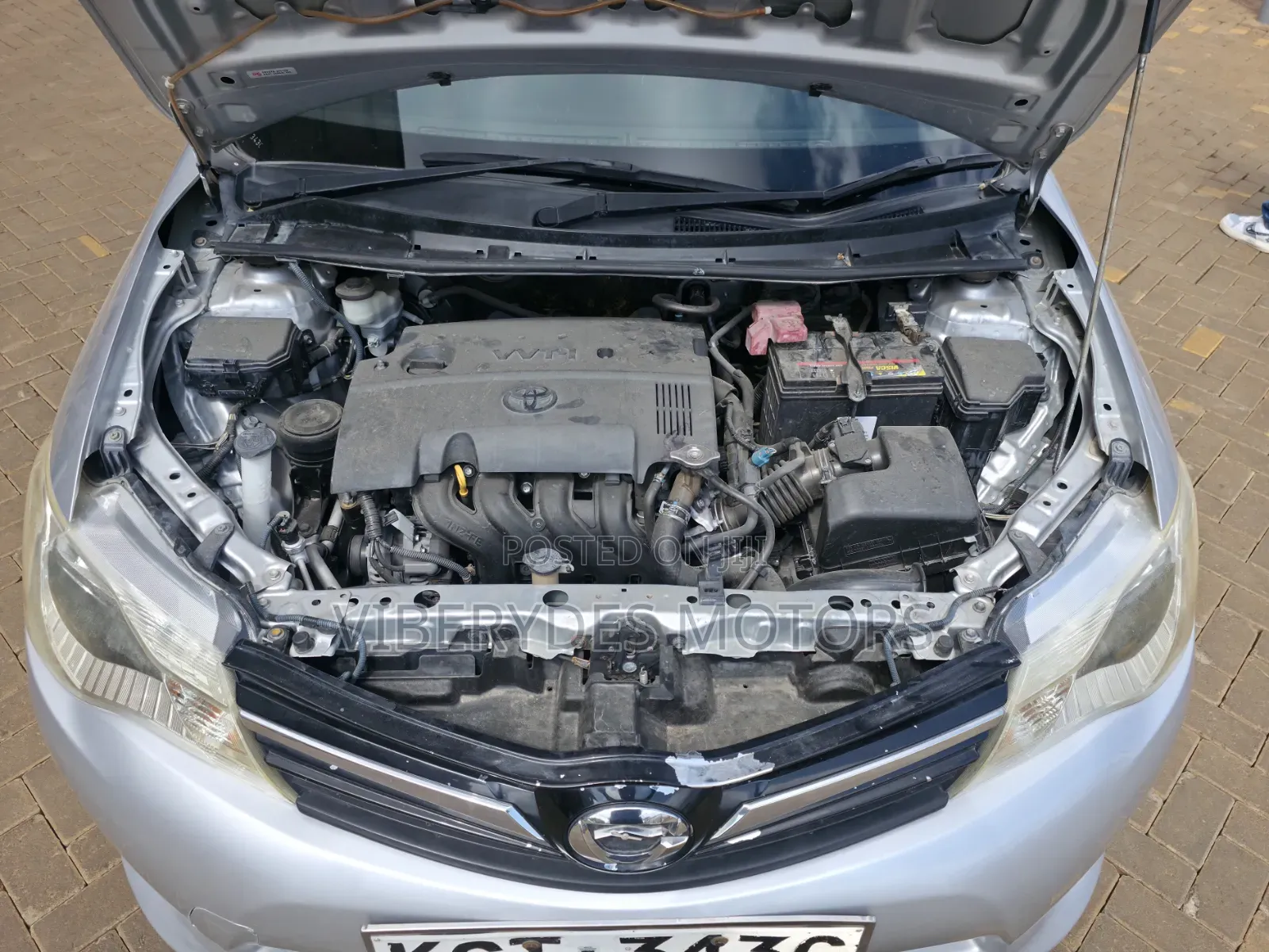 Toyota Corolla Fielder 2013 Silver