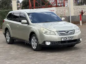 Subaru Outback 2.5i Limited 2010 Ivory