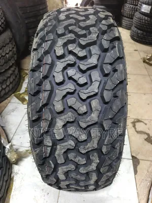 235/65r17 Maxtrek Hill Track