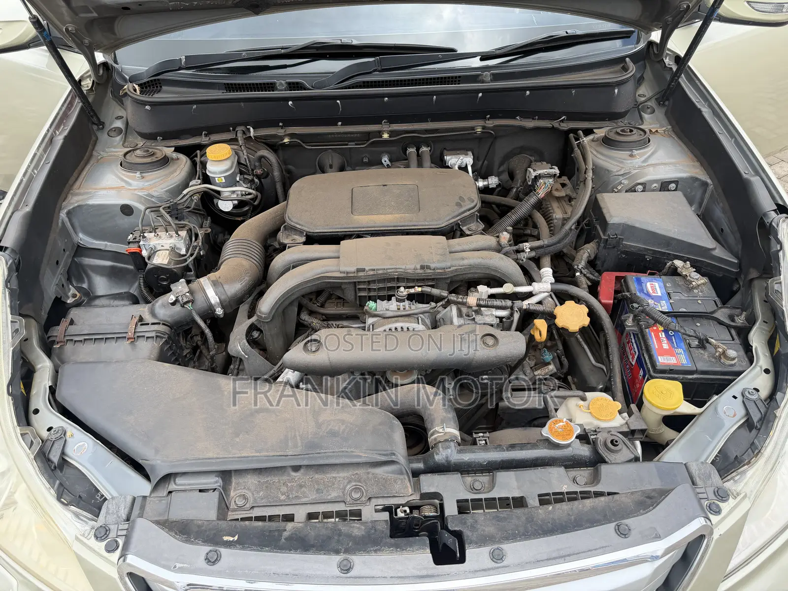 Subaru Outback 2.5i Limited 2010 Ivory