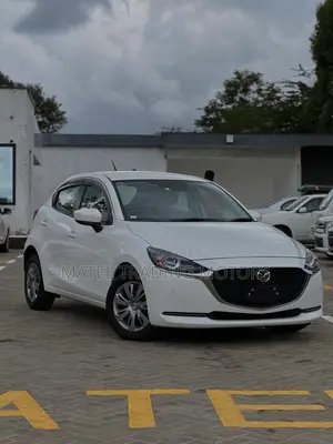 Mazda 2 2020 White