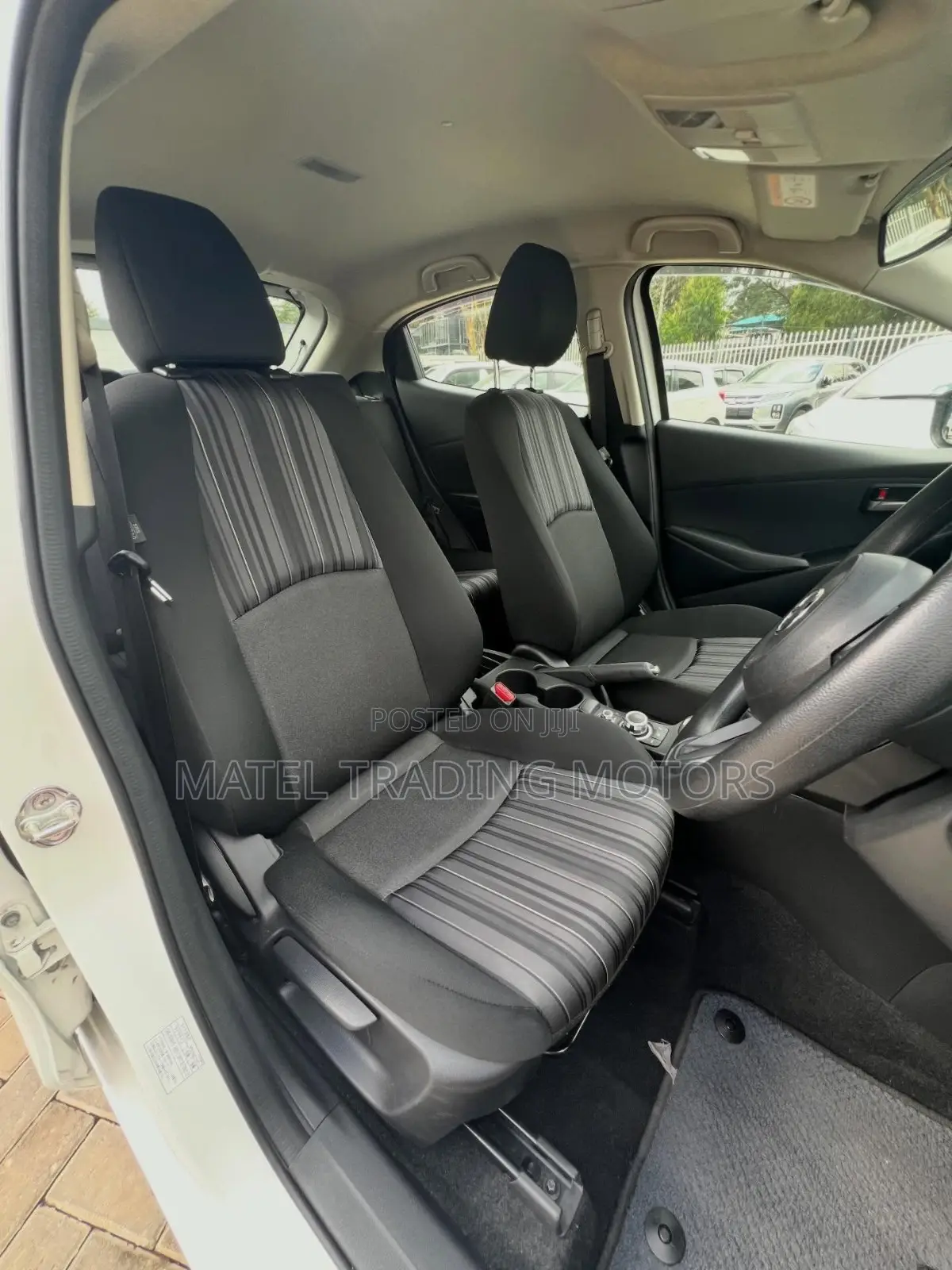 Mazda 2 2020 White