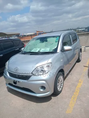 Toyota Passo 1.0 AWD 2019 Silver