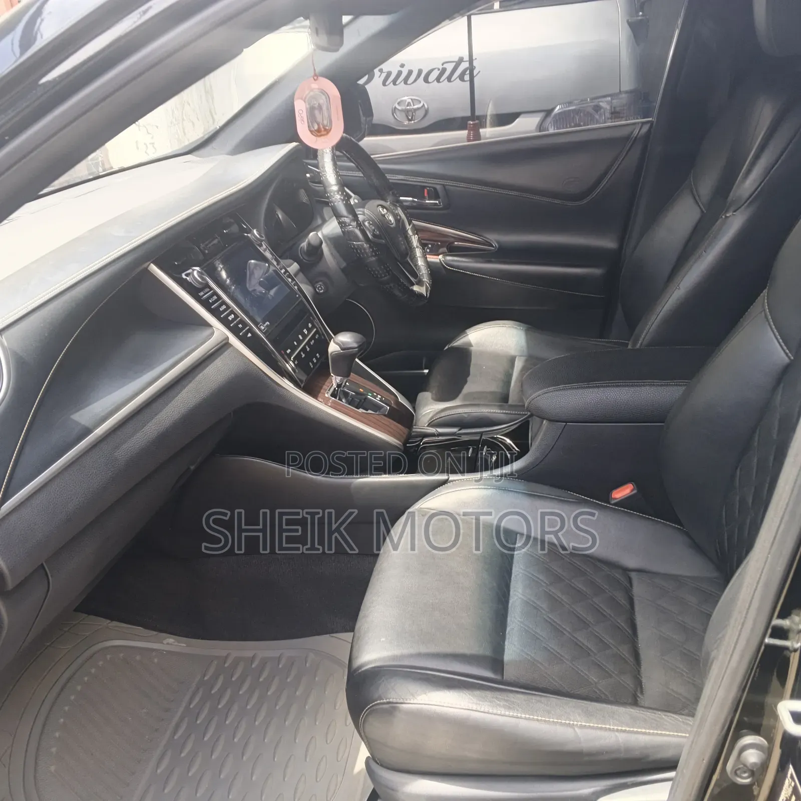 Toyota Harrier 2014 Black