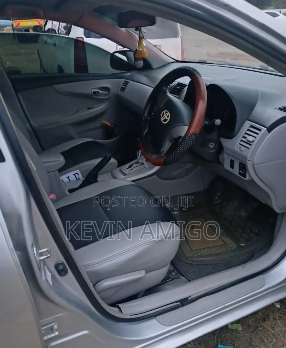 Toyota Axio 2012 Silver