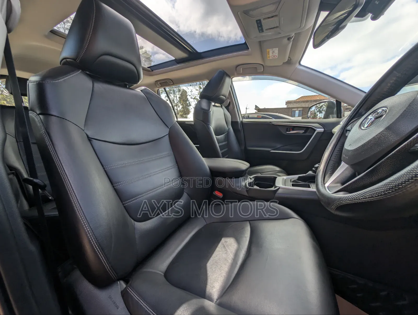 Toyota RAV4 LE FWD 2019 Gray