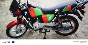 Bajaj Boxer 125 2026 Red