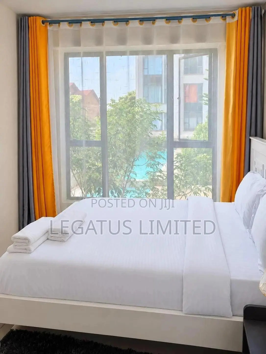 Spacious Poolside 2BR | WiFi Parking | Legatus