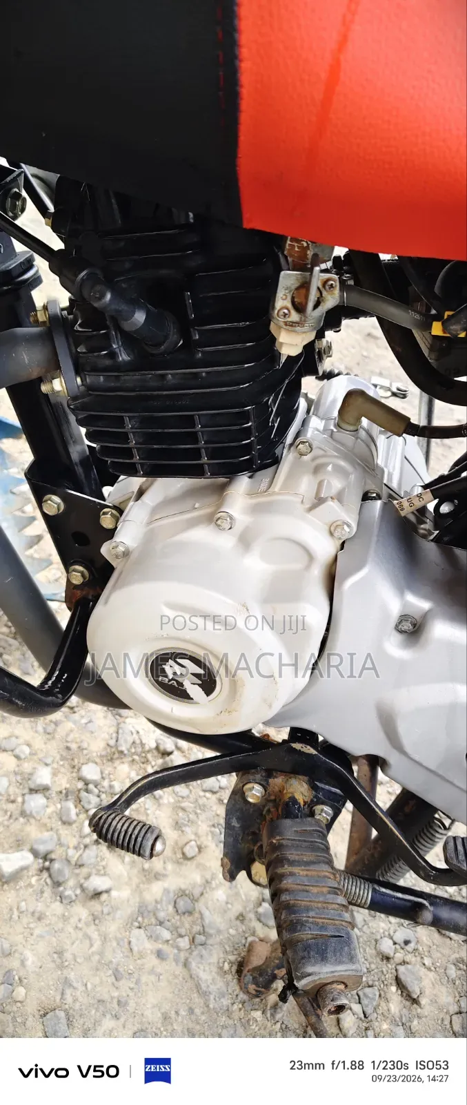 Bajaj Boxer 125 2026 Red