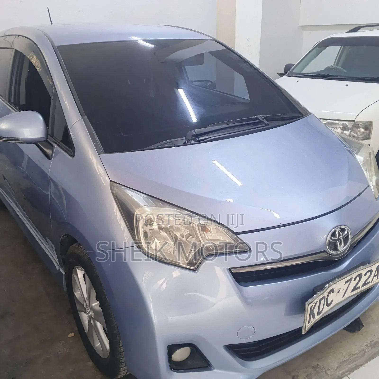 Toyota Ractis 2014 Blue
