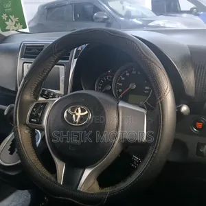 Toyota Ractis 2014 Blue