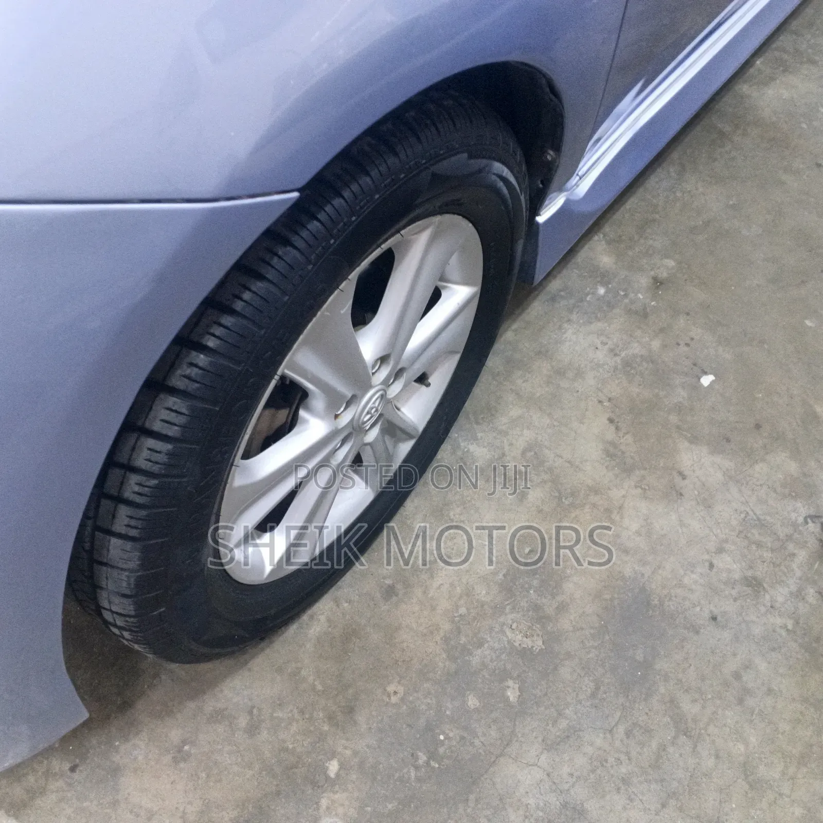 Toyota Ractis 2014 Blue