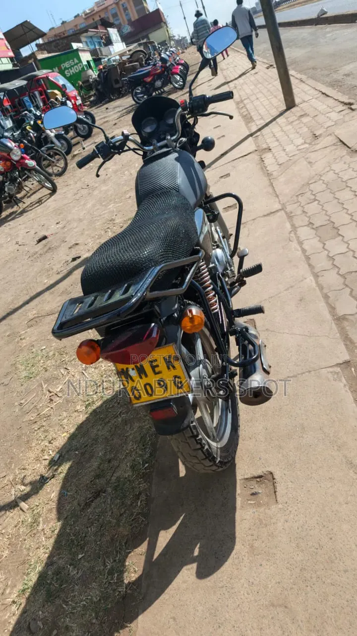 Bajaj Boxer 150 UG 2018 Black