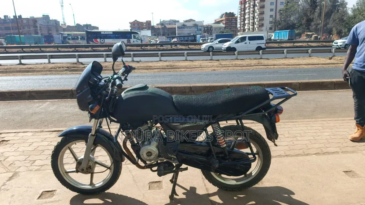 Bajaj Boxer 150 UG 2018 Black