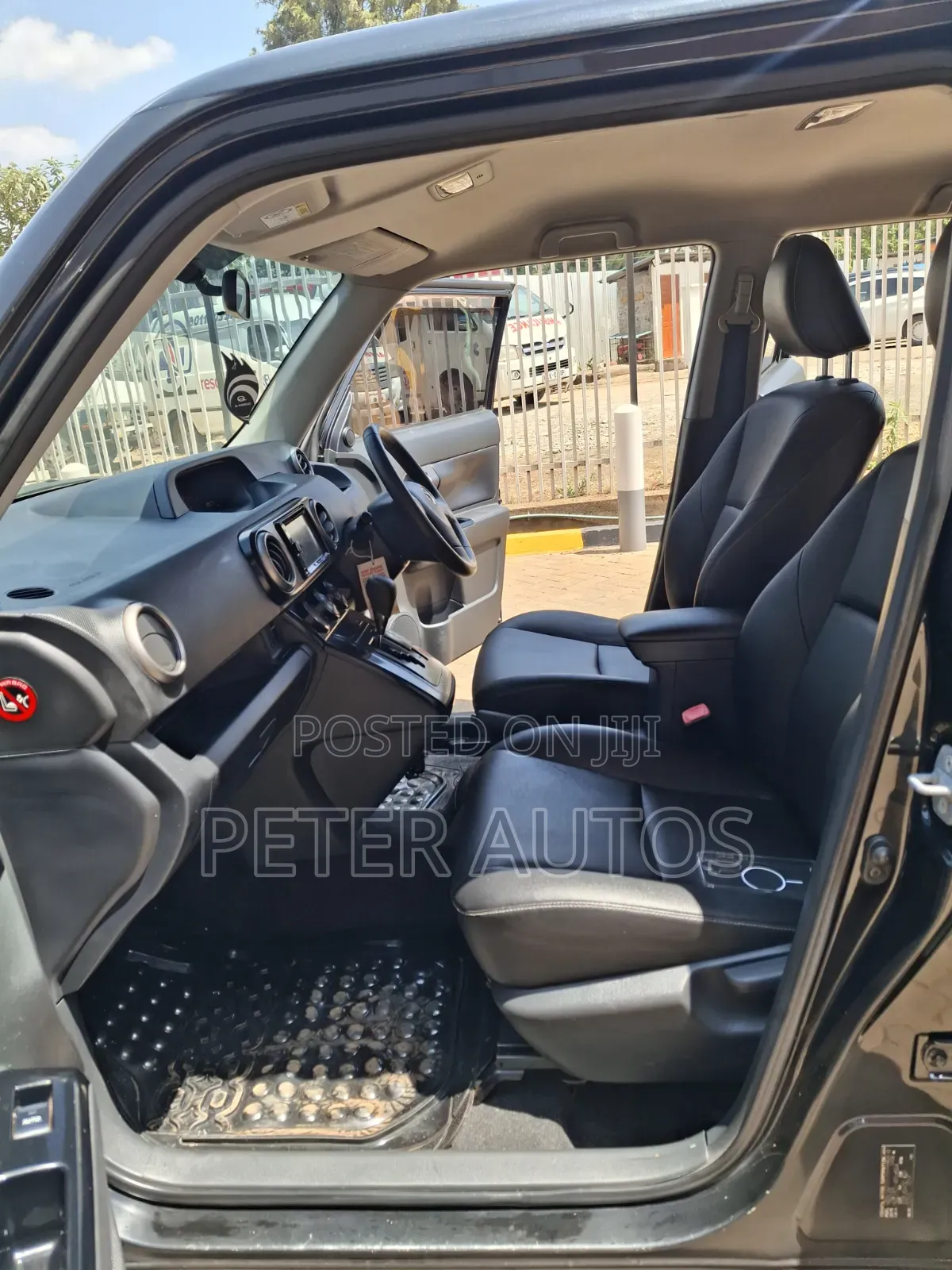 Toyota Rumion 1.5 FWD 2023 Black
