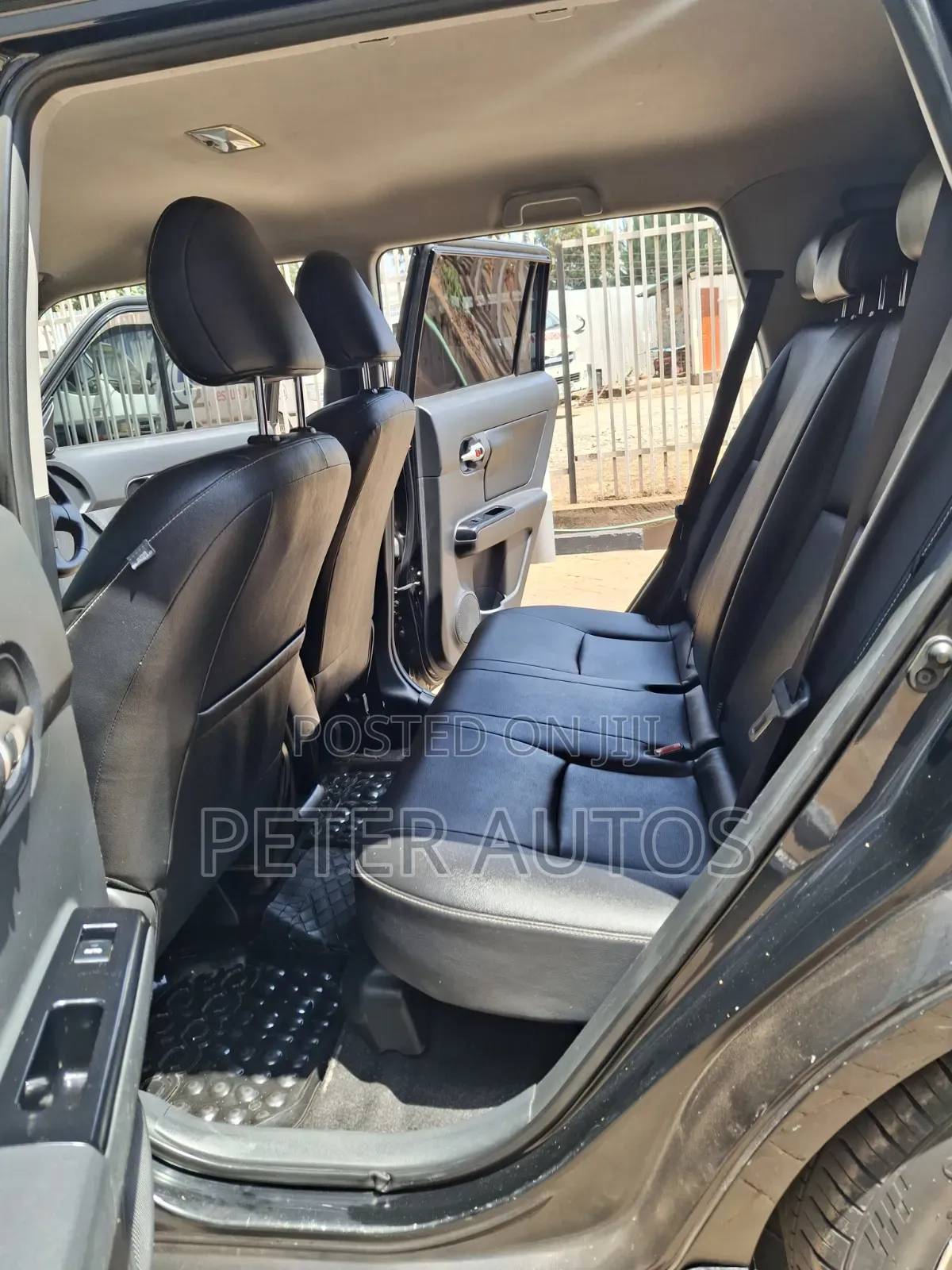 Toyota Rumion 1.5 FWD 2023 Black