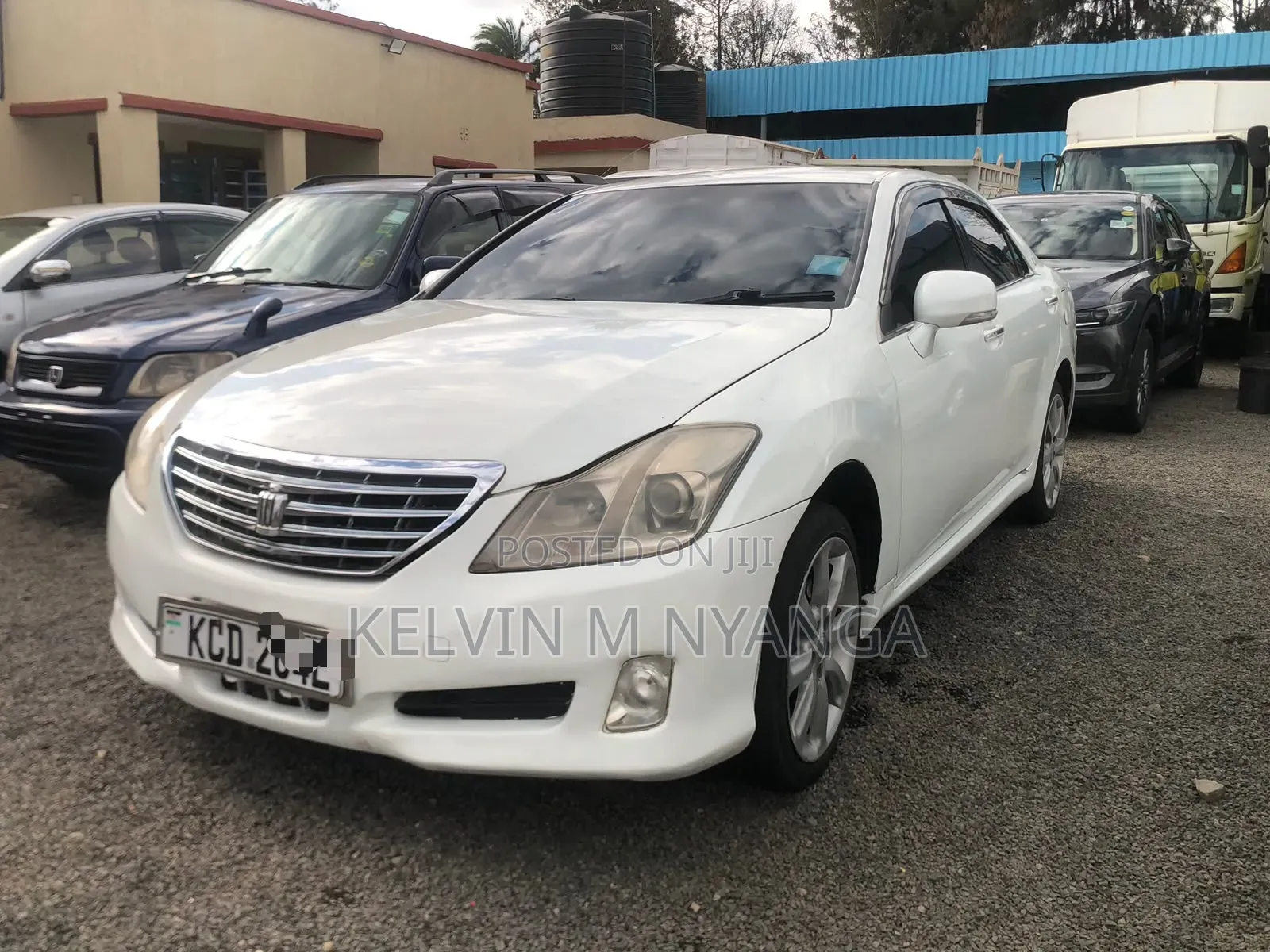 Toyota Crown 2009 White