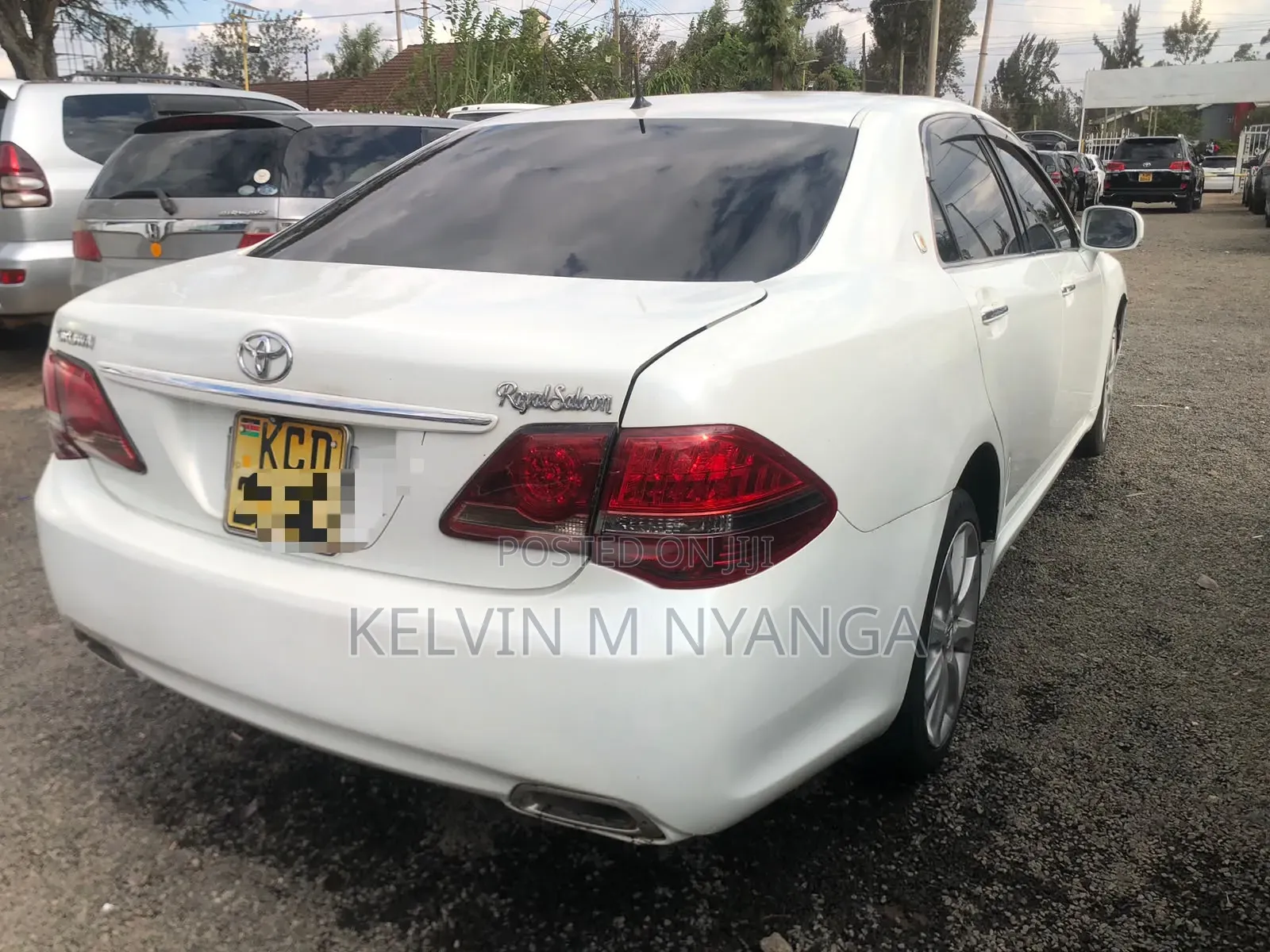 Toyota Crown 2009 White