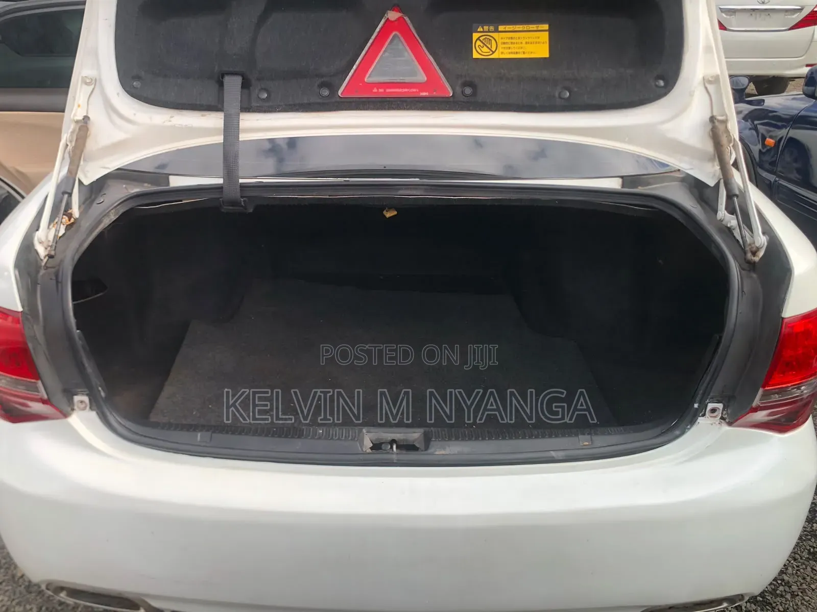 Toyota Crown 2009 White