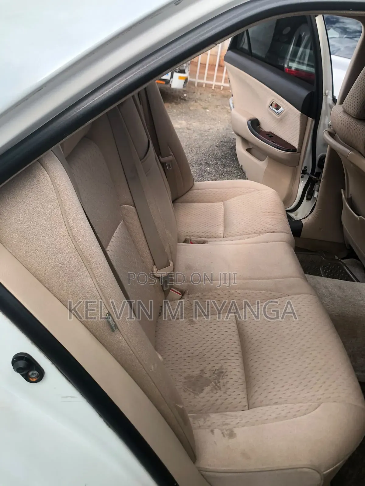 Toyota Crown 2009 White