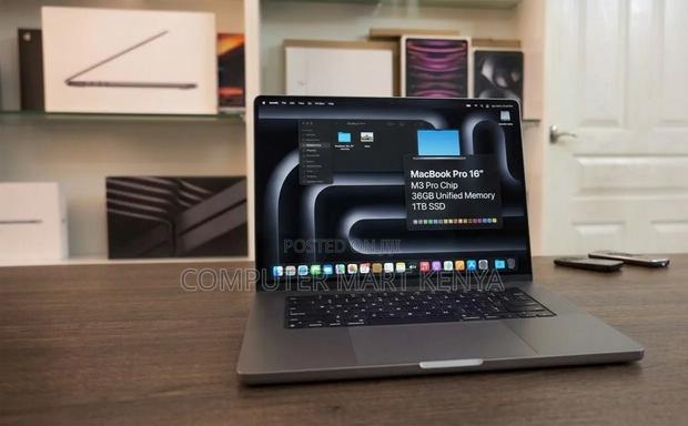 New Laptop Apple MacBook Pro 2026 M5 Max 24GB Apple M5 SSD 1T