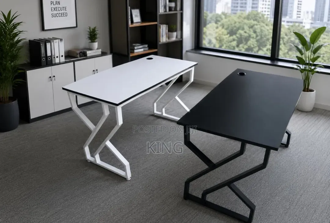 Computer Desk/Study Desk