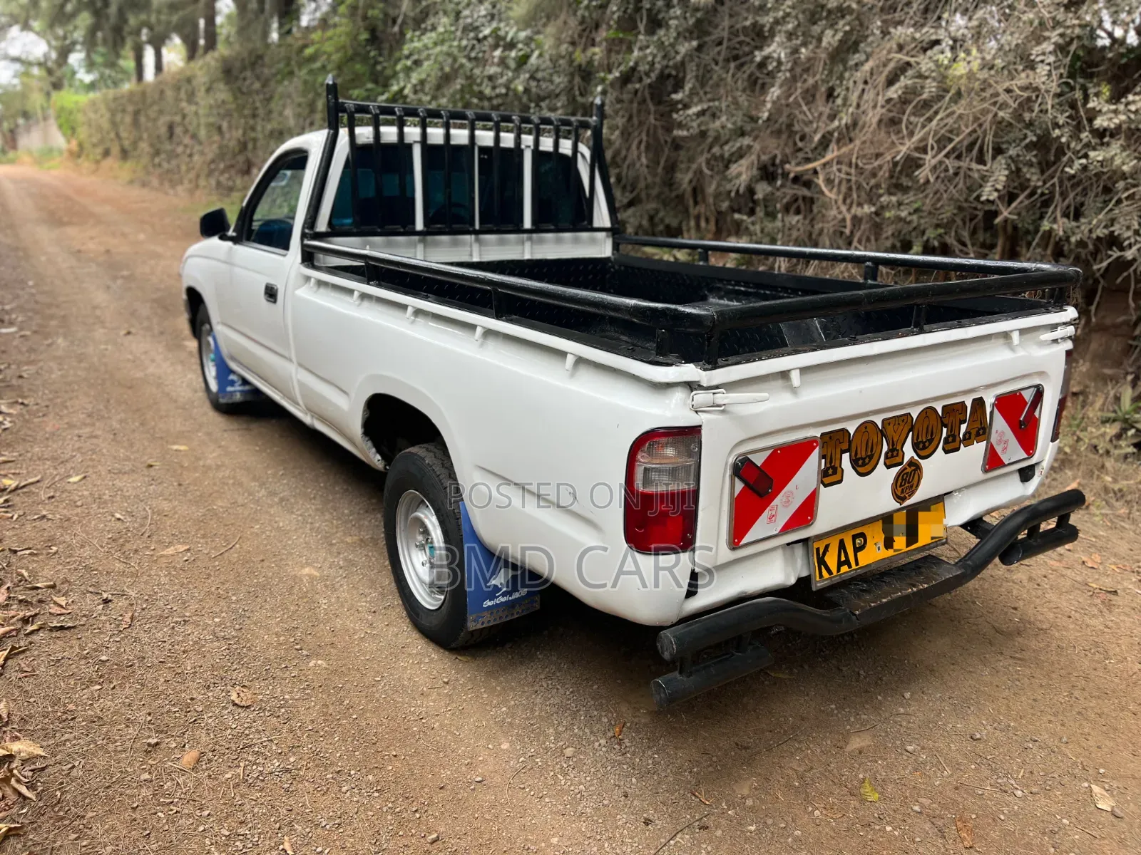 Toyota Hilux 2.5 2006 White